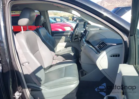 2010 Volkswagen Routan Se from USA, damaged, VIN 2V4RW3D13AR202404